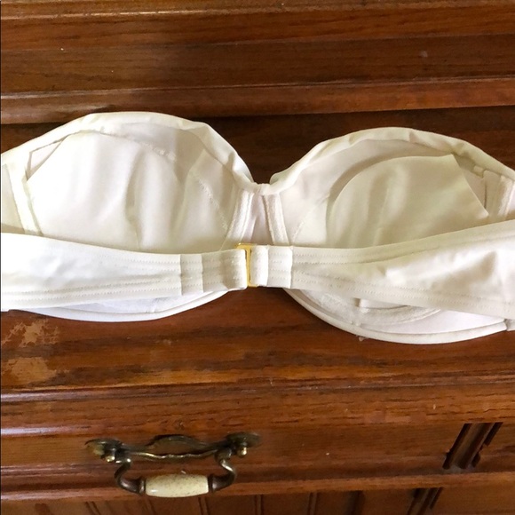 Victoria’s Secret bathing suit top - Picture 2 of 3